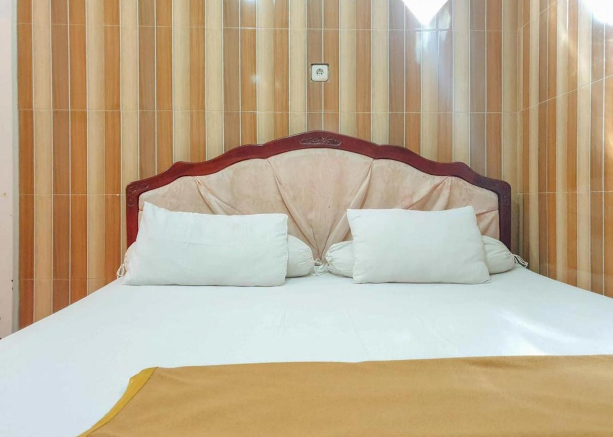 Hotel Mario Pulana Bone Watampone Exterior foto
